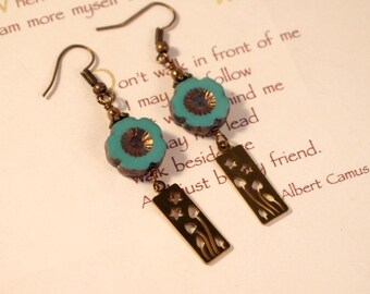 Boho Teal Czech Glass Dangle Earrings, Victorian Style