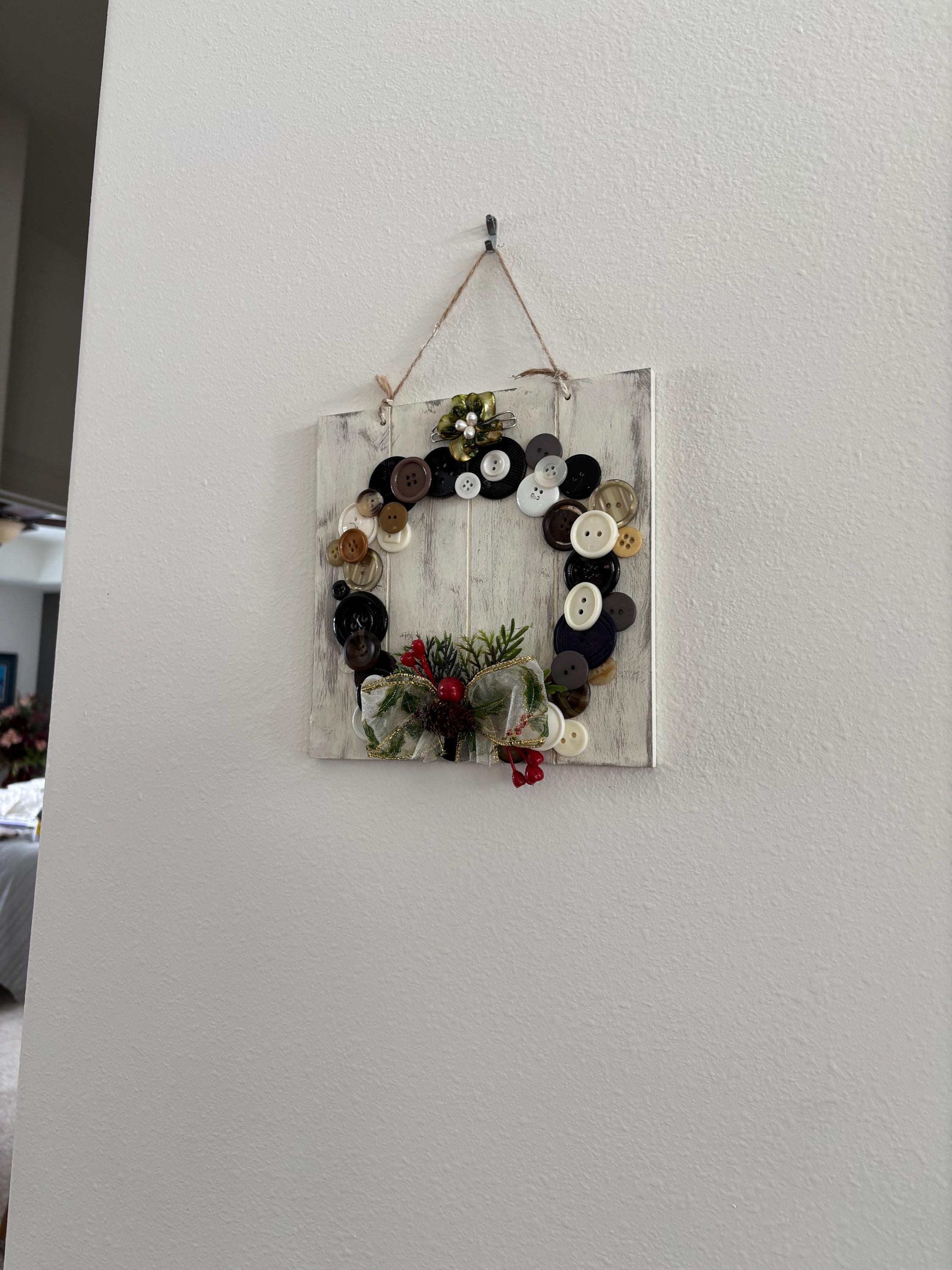 Wreath Button Pattern Christmas Wreath Button Art - Etsy