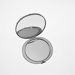 Custom Engraved Flat Compact Mirror Personalized Silver Plated Super Slim Purse Mirror  - Hand Engraved