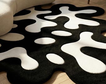 Hand Tufted Wool Area Rug: Black and White Amoeba Shape