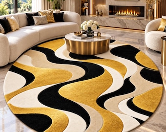 Peut inclure: Un grand tapis ovale présentant un motif abstrait audacieux composé de bandes ondulées fluides dans des couleurs contrastées jaune moutarde, noir profond et blanc crème. Le design se compose de formes courbes répétitives créant du mouvement.