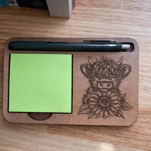 Portanotas adhesivas con diseño de vaca de las Tierras Altas grabadas / Organizador de escritorio rústico de madera / Regalo de oficina imagen 2