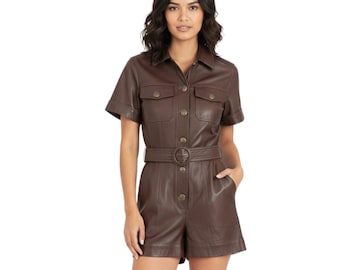 Mono de piel de oveja premium para mujer: mono negro con cremallera frontal y cinturón. Mono de cuero de manga corta / Ropa de club hecha a mano.