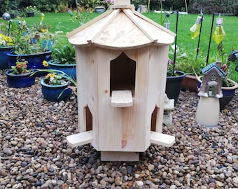 Six-Sided Dovecote: Unpainted Two-Pair Bird House