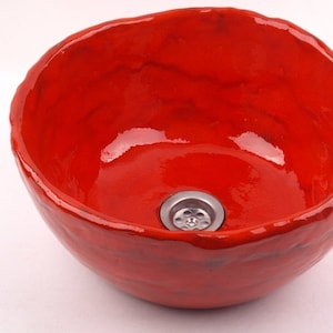 UM9 Intensive red round sink, overtop washbasin, unusual washstand