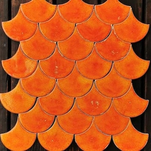 RL Orange fish scales ceramic tiles - 175pcs - 1m2 = 10,76 sq.ft