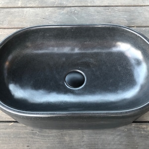UB7 Graphite Concrete Oval Sink, Washbasin