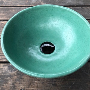 UB15 Small Green Concrete Round Sink, Washbasin