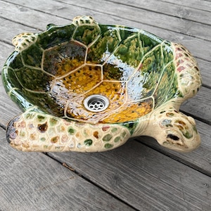 UM64 Lavabo redondo de cerámica con forma de tortuga
