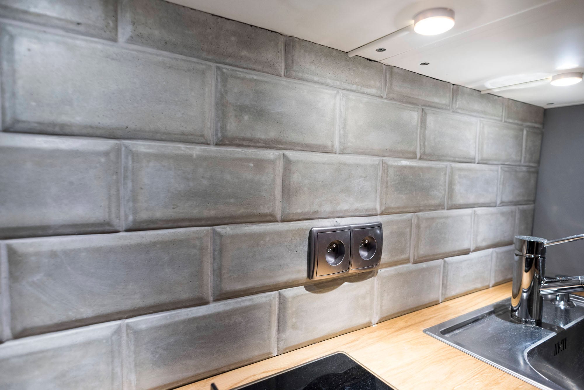 KB1  Concrete Rectangular Tiles Beveled Brick