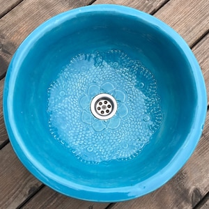 UM8 Lace and abrasions sink, round overtop washbasin, handmade ceramic washstand