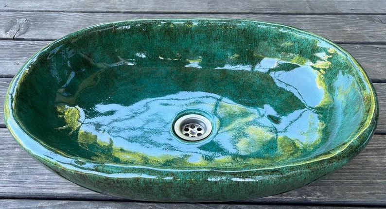 UM48 Oval green sink, overtop washbasin, unusual washstand image 3