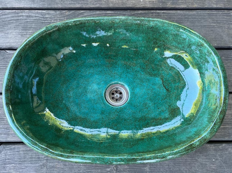 UM48 Oval green sink, overtop washbasin, unusual washstand image 2