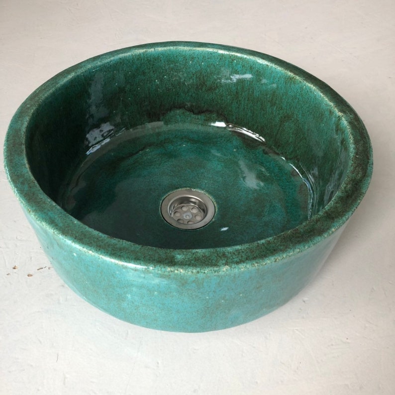 UM5 Green ceramic round sink, overtop washbasin, handmade ceramic washstand image 2