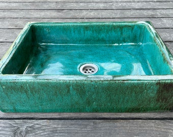 UM17 green rectangular sink, overtop washbasin, handmade ceramic washstand