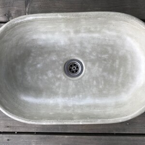 UB7 Gray Concrete Oval Sink Black Tap Black Drain Plug image 4