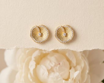 925 sterlingzilver goud CZ geometrische oorstekers, sierlijke getextureerde minimale studs, moderne alledaagse sieraden Cadeau voor haar