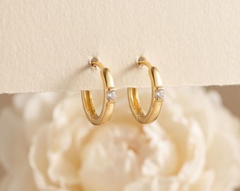 925 Sterling Silver Hoop Earrings, Dainty CZ Huggie Hoops, Minimal Everyday Jewelry, Small Elegant Hoops, Gift for Her