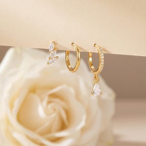 Conjunto de pendientes apilables de plata de ley 925, pendientes de aro con perlas y circonitas cúbicas talla marquesa, joyería delicada para el cartílago del hélix y el tragus, regalo para ella.