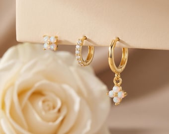 Boucles d'oreilles créoles fleur d'opale remplie d'or 18 carats, breloque pendentif CZ délicat, tenue de jour minimaliste et élégante, cadeau pour elle