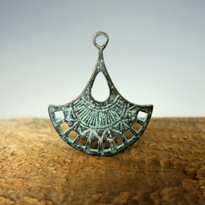 2 Fan Pendants, 31x21mm, Mykonos Green Patina Or Antique Pewter, Metal Casting, Lead Free Metal, Made in Greece, MX118 image 5