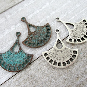 2 Fan Pendants, 31x21mm, Mykonos Green Patina Or Antique Pewter, Metal Casting, Lead Free Metal, Made in Greece, MX118 image 1