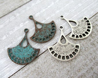 2 Fan Pendants, 31x21mm, Mykonos Green Patina Or Antique Pewter, Metal Casting, Lead Free Metal, Made in Greece, MX118