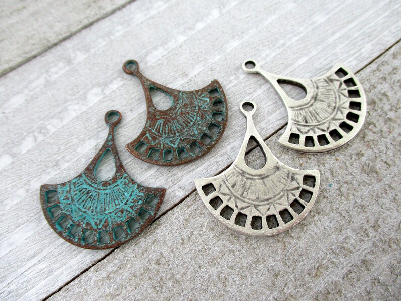 2 Fan Pendants, 31x21mm, Mykonos Green Patina Or Antique Pewter, Metal Casting, Lead Free Metal, Made in Greece, MX118 image 1