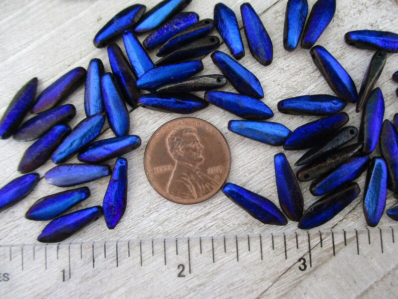 25 Beads 5x16mm Czech Glass Beads Etched Cobalt Daggers