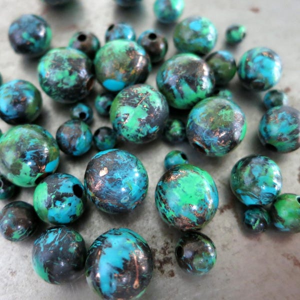 10 cuentas de cobre con pátina River Run, verdes y azules