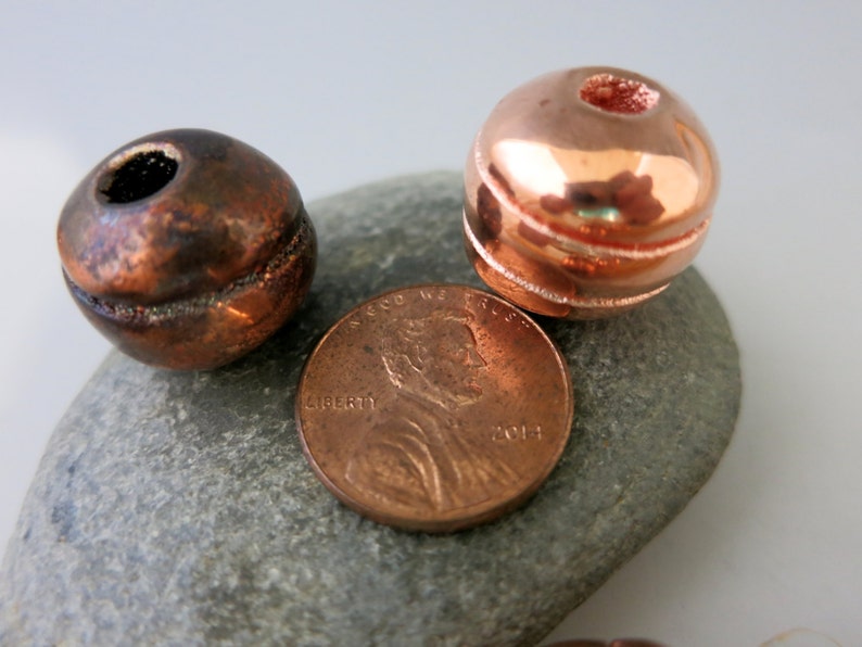 Mykonos Copper Ceramic Donut Bead: Ridged Metallized Bead with 4mm Hole bild 3
