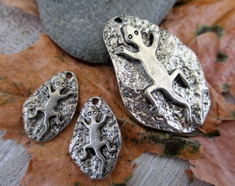 Pewter Gecko Petroglyph Charm or Pendant: Antique Tribal Jewelry