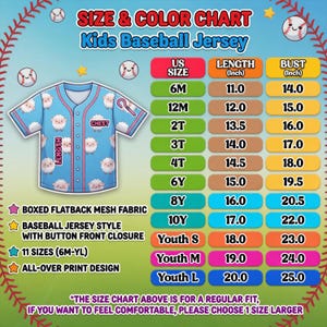 Puede incluir: Una camiseta de b&eacute;isbol azul claro para ni&ntilde;os con un estampado de ovejas, cierre de botones y tabla de tallas. La tabla enumera tallas de 6M a Youth Large, con largos de 27,9 a 50,8 cm y contornos de pecho de 35,6 a 63,5 cm.