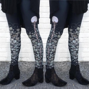 Ivy Leggings Queens of Wands Full Moon Ivy Vines Black printed tights image 3