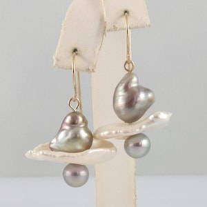 Tahitian pearl earrings, keshi pearl earrings, statement pearl earrings, saltwater black pearl earrings, Tahitian handmade pearl jewelry