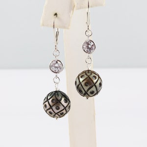 Tahitian pearl earrings, carved Tahitian pearl earrings, black pearl earrings, handmade pearl jewelry, sparkle like diamond earrings