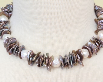 Collier de perles, collier de perles blanches et keshi, collier tendance, collier à franges, bijoux en perles faits main, perles de keshi pondslime