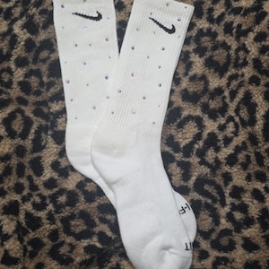 white tube socks nike