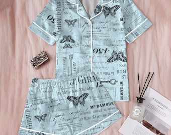 Pijama de satén azul para mujer: pijama con botones y estampado vintage de mariposas, elegante ropa de estar por casa de estilo francés.