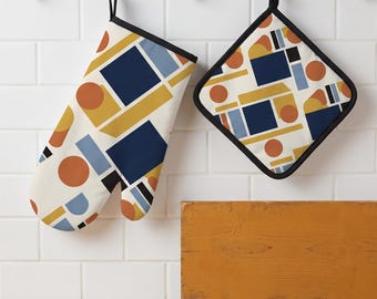 Mid Century Modern Geometric Oven Mitts and Pot Holder Set, Retro Bauhaus Kitchen Decor, Abstract Cooking Gloves for Housewarming Home Gift