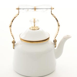 Elegante weiße Emaille Teekanne mit Glas Bogen Griff und Goldrand