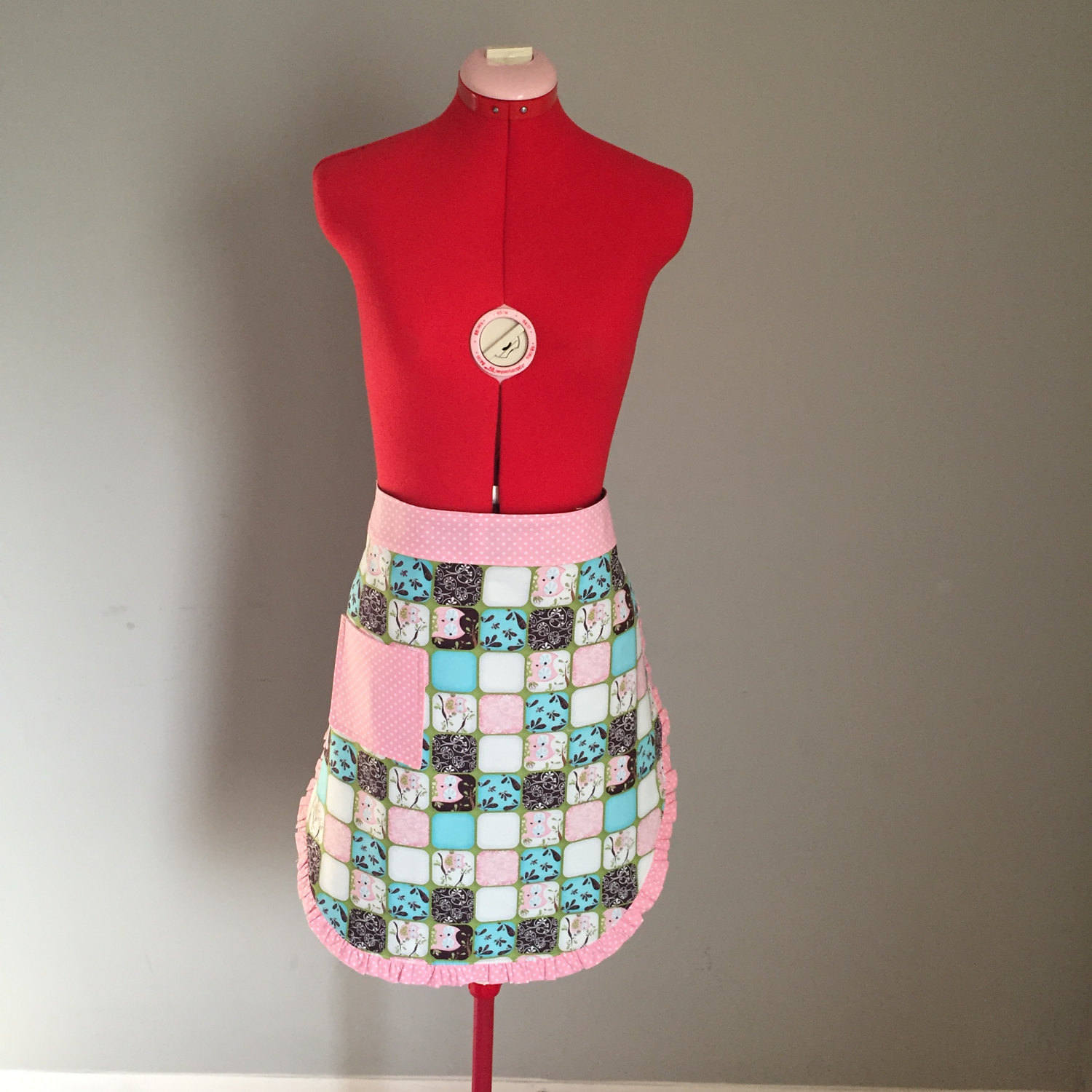 Reversible Ruffled Apron - Owls and Blue Polka Dots - Pink