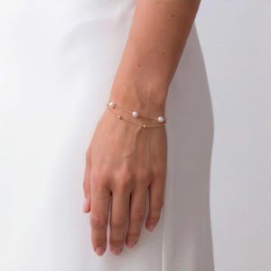 Minimalist Layered Pearl Bracelet, Gold Stacking Bridal Bracelet,Gift for Girlfriend, Dainty Wedding Jewelry