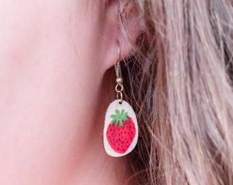 Strawberry Earrings, Fruit Earrings, Lightweight Wooden Jewellery, Simple Dangly Earrings, Drop Earrings, Wooden jewellery, Gift for Her