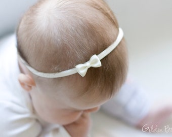 Baby's first bow, Gift Baby Headbands, Hair bands, Flower Girl Headband, Girl Headbands, Newborn Headbands, Little Satin Bow