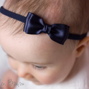 Baby Headbands, Hair bands, Headband, Flower Girl Headband, Newborn Headbands, Girl Headbands, Olivia Satin Bow, Golden Beam bild 13