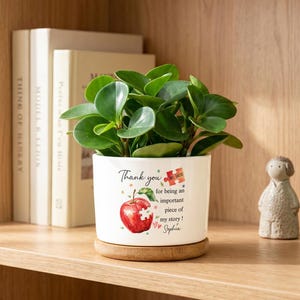 Personalized Teacher Flower Pot, Custom Name Apple Planter, Teacher Appreciation Gift, End of Year Thank You, Classroom Succulent Pot