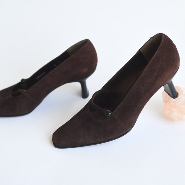 Vintage Stuart Weitzman Brown Suede Leather Pumps, Womens 8 / ITEM-F200