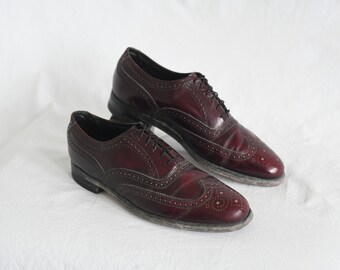 burgundy wingtip boots