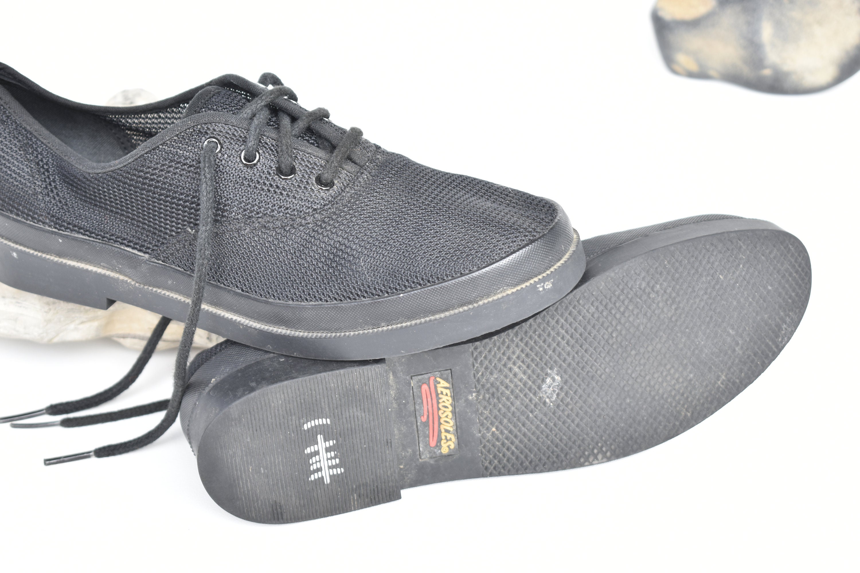 Aerosoles sneakers deals